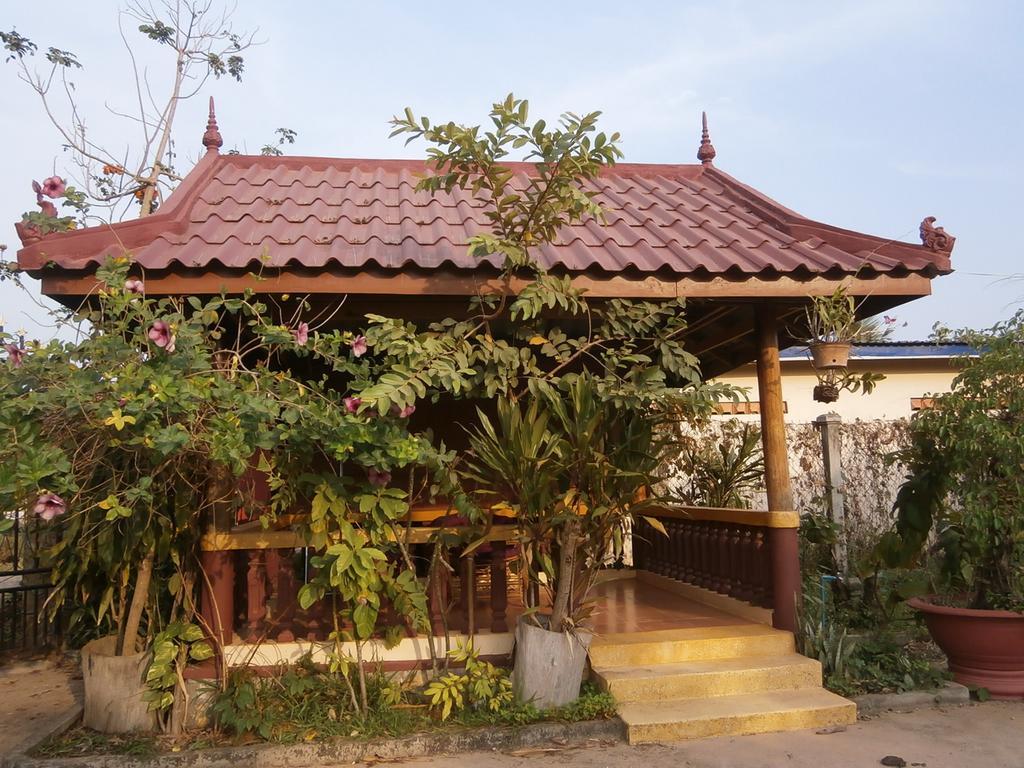 Bandini'S Hotel Kampot Esterno foto